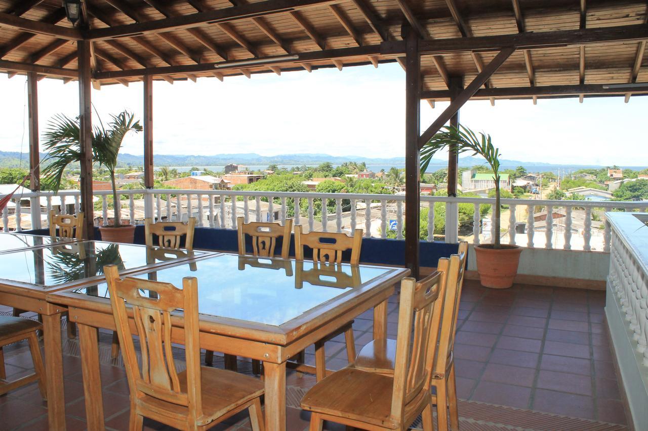 Hotel Punta De Aguila Necocli Bagian luar foto