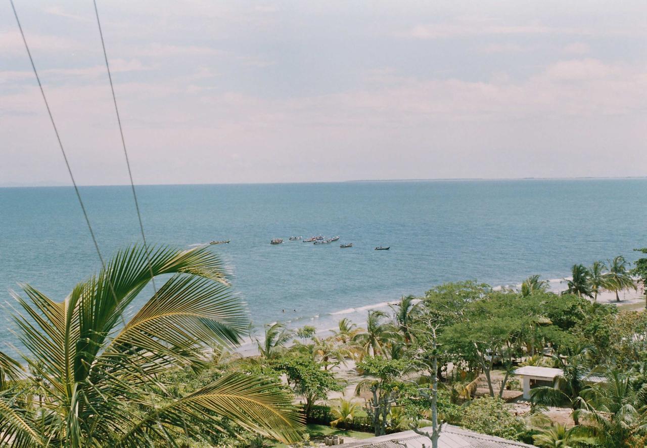 Hotel Punta De Aguila Necocli Bagian luar foto